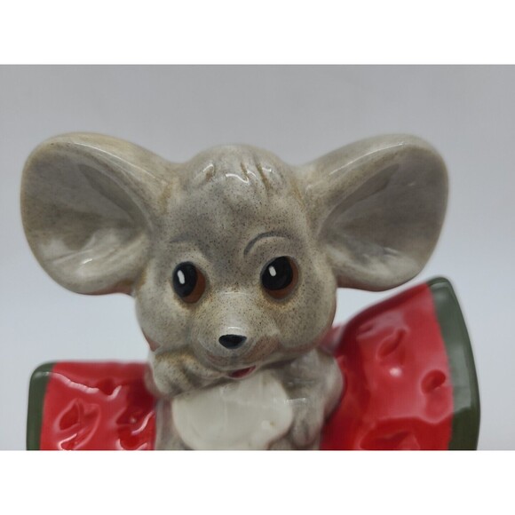 Vintage Mouse Sitting on Slice of Watermelon Ceramic Statue Signed 5" - Picture 2 of 11